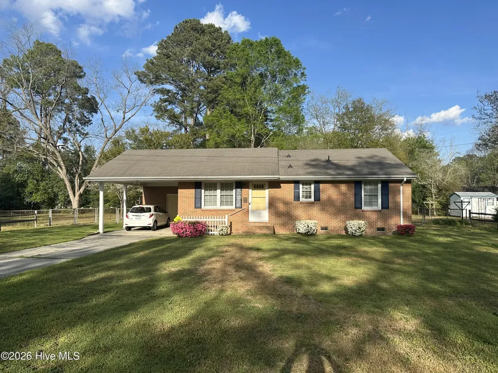 406 Johns Road Laurinburg NC 28352