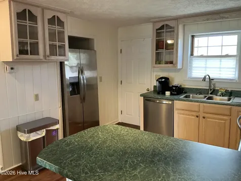145 Maple Avenue Elizabethtown NC 28337