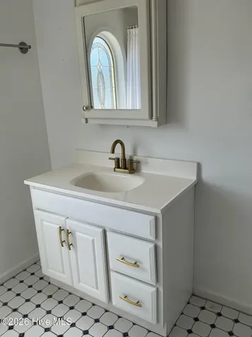145 Maple Avenue Elizabethtown NC 28337