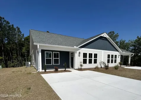 502 Cove Drive Newport NC 28570