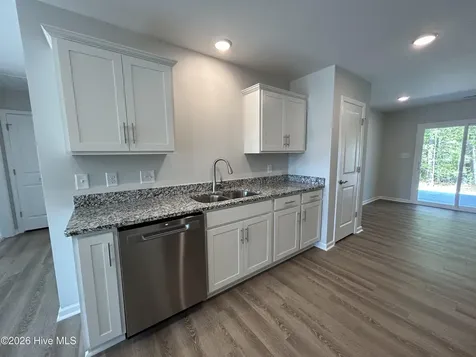 502 Cove Drive Newport NC 28570