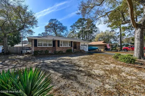 1032 High Point Avenue SW Calabash NC 28467