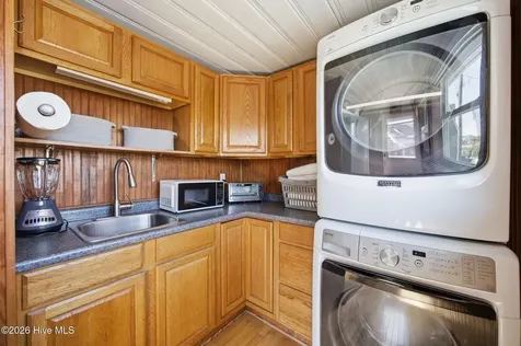 202 W Atlantic Boulevard Atlantic Beach NC 28512