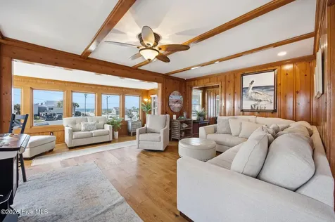 202 W Atlantic Boulevard Atlantic Beach NC 28512