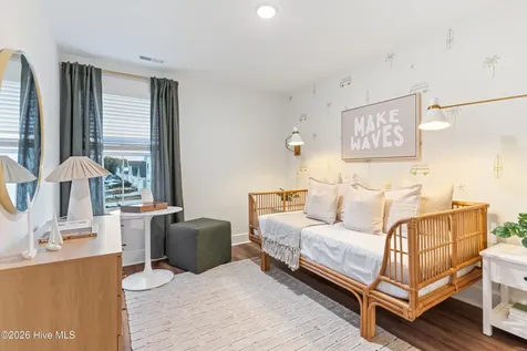 47 W Pioneer Way Hampstead NC 28443