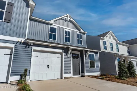 47 W Pioneer Way Hampstead NC 28443