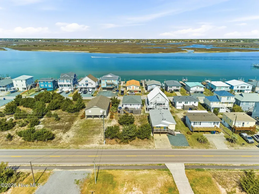 1332 S Anderson Boulevard Topsail Beach NC 28445