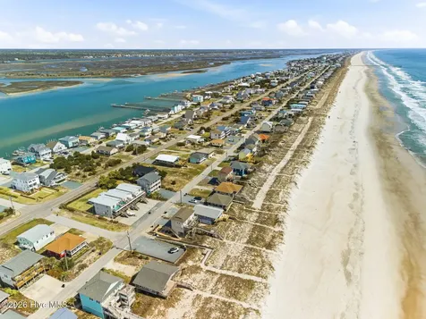 1332 S Anderson Boulevard Topsail Beach NC 28445