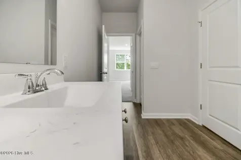 323 Merchant Point Boulevard Jacksonville NC 28546