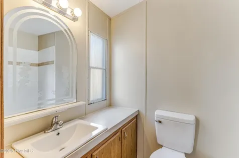 4690 Port Loop Road SE Southport NC 28461