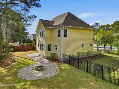 120 N Brig Drive Hampstead NC 28443