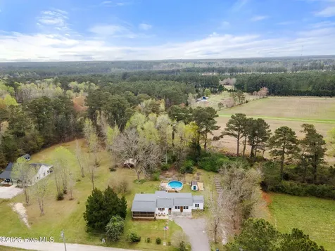 5537 Mills Trail SE Bolivia NC 28422