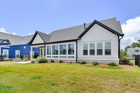 9162 Crossbill Drive Leland NC 28451