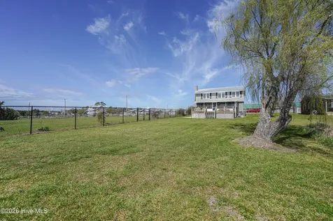 252 Shell Rock Landing Road Hubert NC 28539
