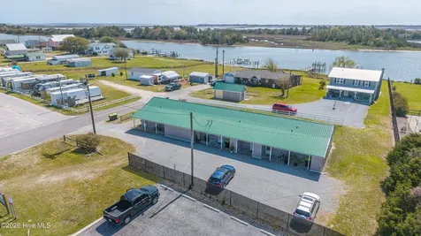 252 Shell Rock Landing Road Hubert NC 28539