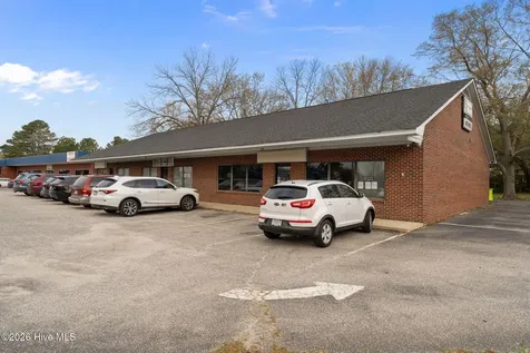 402-406B Harris Avenue Raeford NC 28376