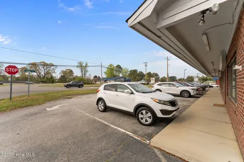 402-406B Harris Avenue Raeford NC 28376