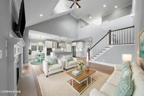 63 Evergreen Lane Hampstead NC 28443
