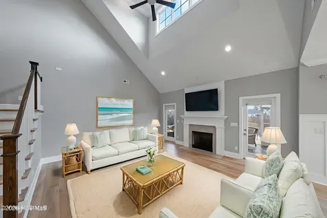 63 Evergreen Lane Hampstead NC 28443