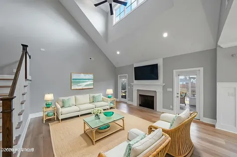 63 Evergreen Lane Hampstead NC 28443