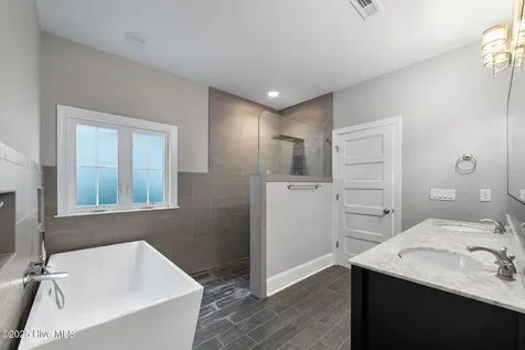 63 Evergreen Lane Hampstead NC 28443