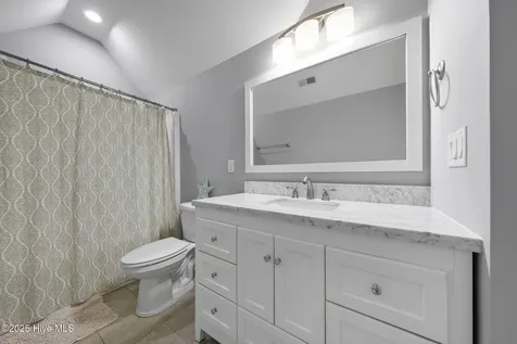 63 Evergreen Lane Hampstead NC 28443
