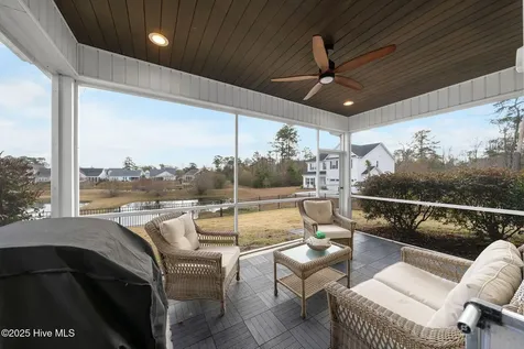 63 Evergreen Lane Hampstead NC 28443