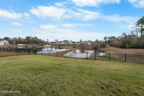 63 Evergreen Lane Hampstead NC 28443