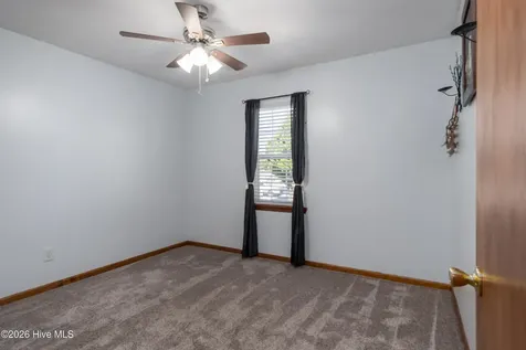 623 Queens Creek Road Hubert NC 28539
