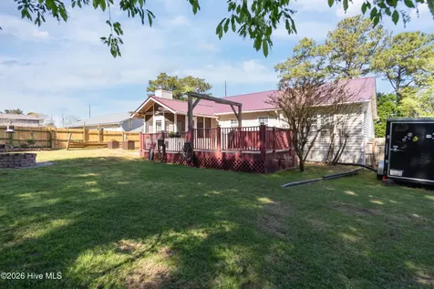 623 Queens Creek Road Hubert NC 28539