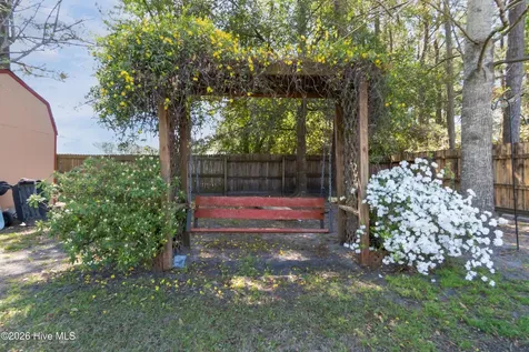 623 Queens Creek Road Hubert NC 28539