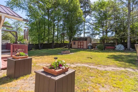 623 Queens Creek Road Hubert NC 28539