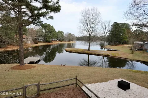 116 Shagbark Court West End NC 27376