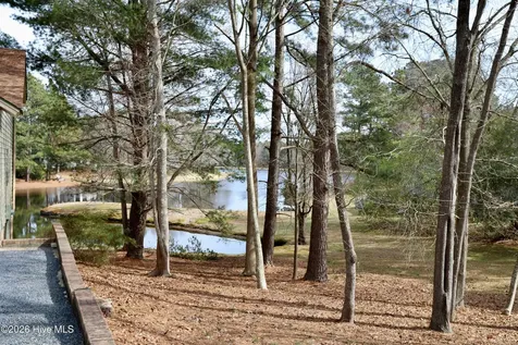 116 Shagbark Court West End NC 27376