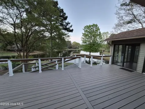 116 Shagbark Court West End NC 27376
