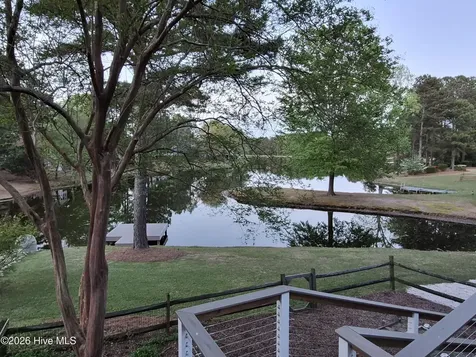 116 Shagbark Court West End NC 27376