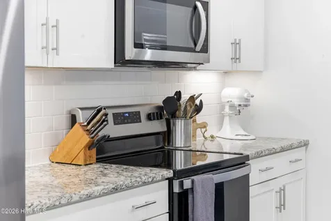 4406 Finch Lane Wilmington NC 28409