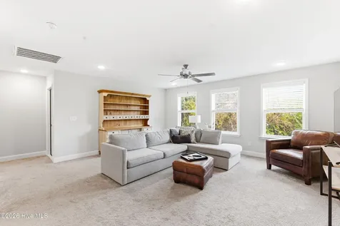 4406 Finch Lane Wilmington NC 28409
