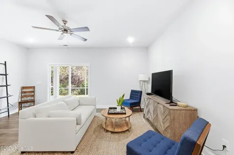 4406 Finch Lane Wilmington NC 28409
