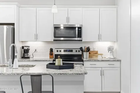 4406 Finch Lane Wilmington NC 28409