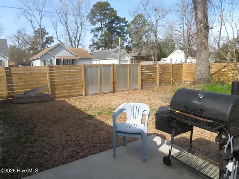 408 7th Street Maysville NC 28555