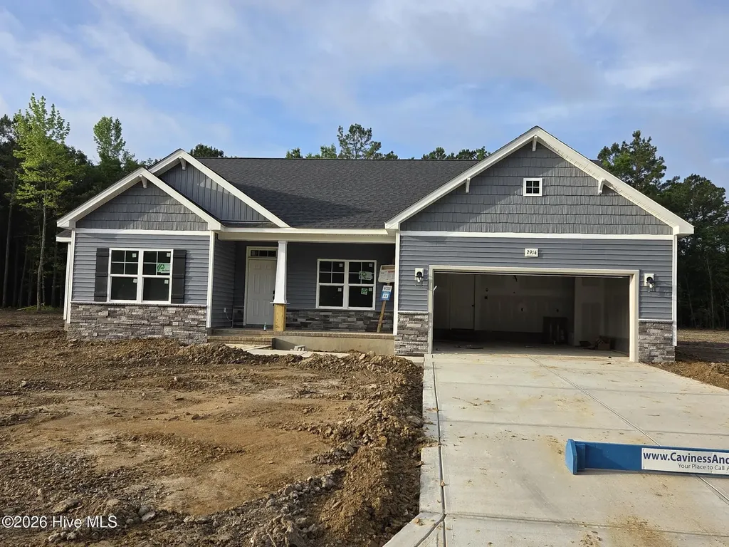 2914 Loch Court Grimesland NC 27837