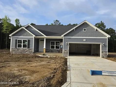 2914 Loch Court Grimesland NC 27837