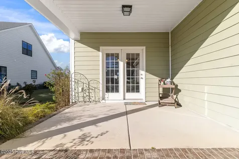 513 Oneida Lake Road Wilmington NC 28401