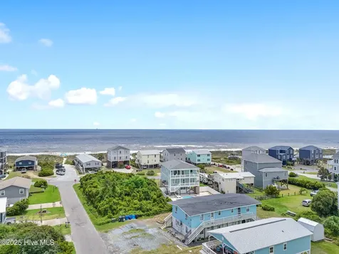 209 SE 77th Street Oak Island NC 28465