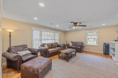 1104 Longview Drive New Bern NC 28562