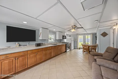 1104 Longview Drive New Bern NC 28562