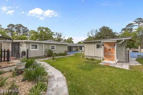 1104 Longview Drive New Bern NC 28562