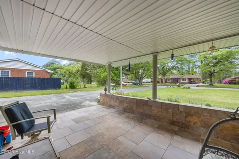 1104 Longview Drive New Bern NC 28562