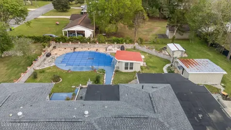 1104 Longview Drive New Bern NC 28562
